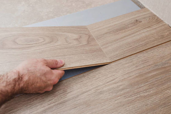 8mm 12mm Αδιάβροχο HDF MDF Ματ Λαμιναρισμένο δάπεδο TAP GO Δεξιά γωνία U-σοχίδα V-σοχίδα
