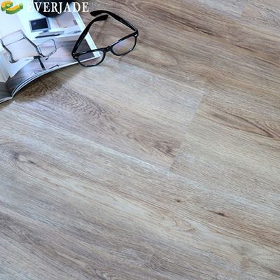 SPC Βινύλιο δαπέδου πλάκα 5mm 8mm άκαμπτο πυρήνα πολυτελή πλακάκια για την απαίτηση του πελάτη