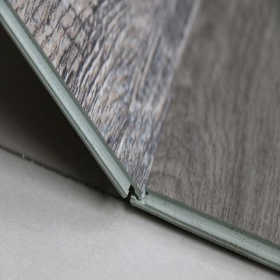 Σύστημα κλικ Unilin 4mm 6.5mm Herringbone PVC πλακάκια βινυλίου LVT πάτωμα σε χρώμα ξύλου