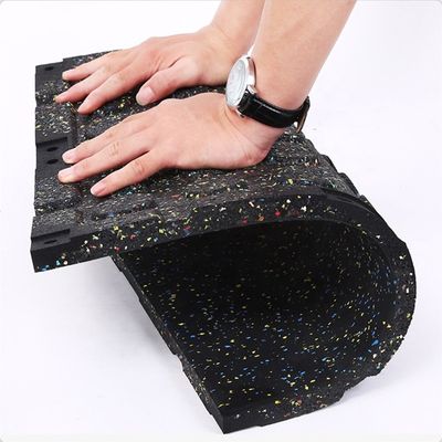 85% SBR Granules 15%EPDM Granules 5-15mm Γεματό δάπεδο για αθλήματα Προσαρμόσιμο