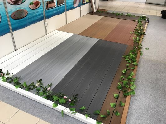 OEM Ανακυκλώσιμο WPC 3D Εκτυπωμένο Έκτιση Για Βιώσιμο Κήπο